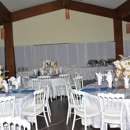 ברזוויל Pefaco Hotel Maya Maya מראה חיצוני תמונה