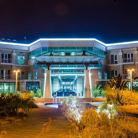 ברזוויל Pefaco Hotel Maya Maya מראה חיצוני תמונה