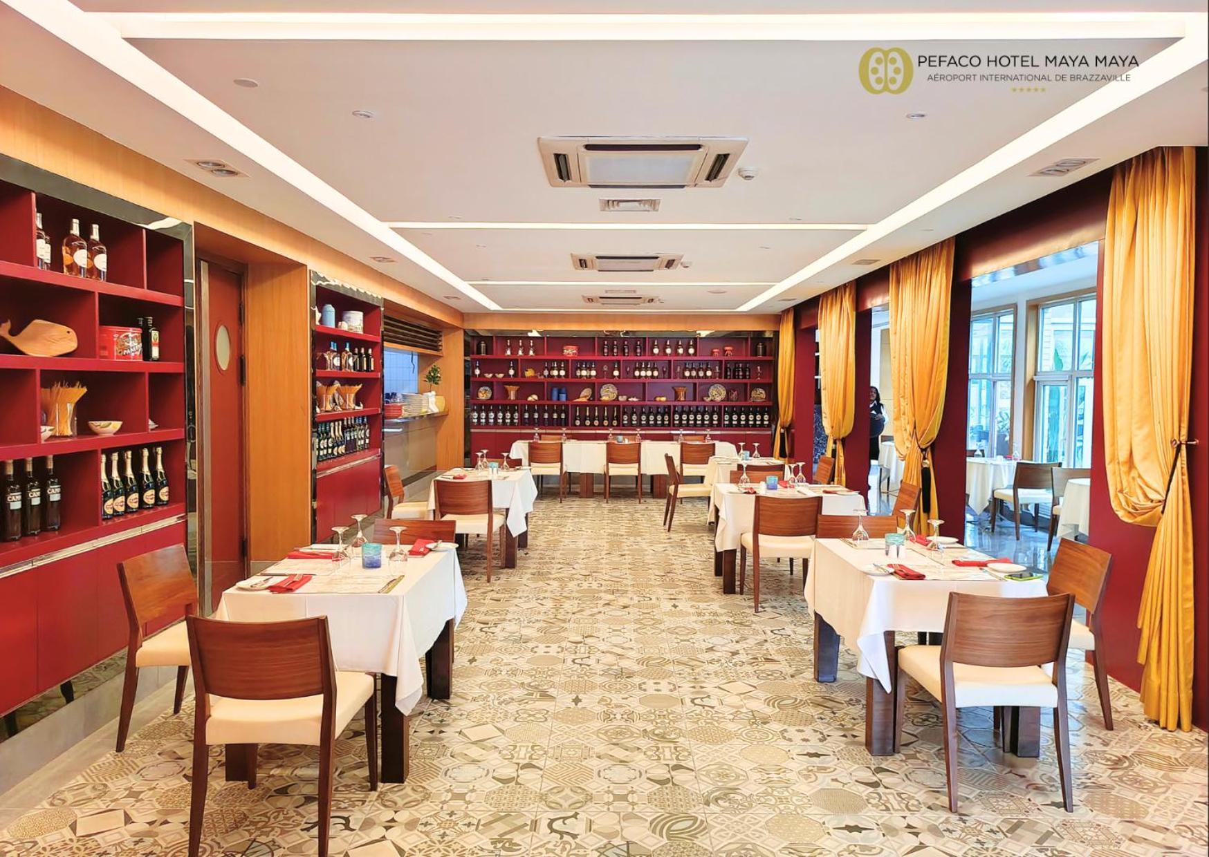 ברזוויל Pefaco Hotel Maya Maya מראה חיצוני תמונה