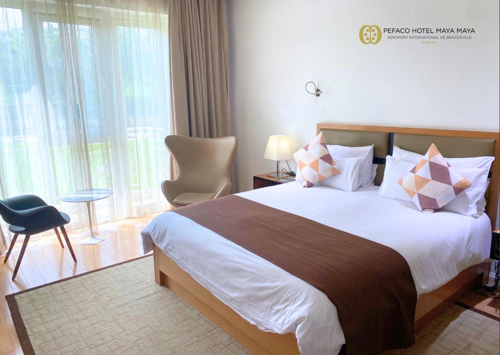 ברזוויל Pefaco Hotel Maya Maya מראה חיצוני תמונה