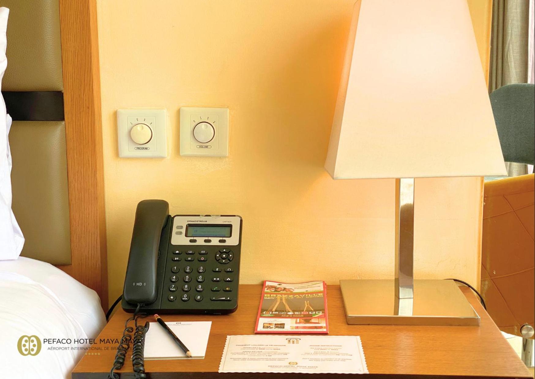 ברזוויל Pefaco Hotel Maya Maya מראה חיצוני תמונה
