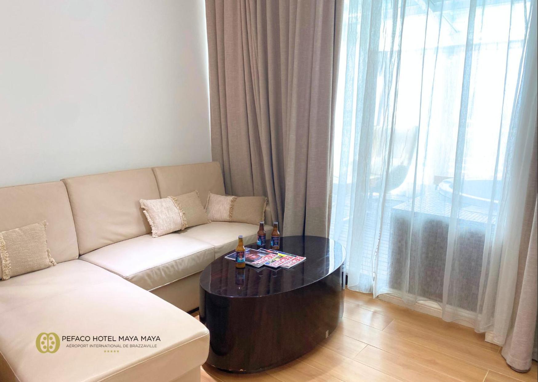 ברזוויל Pefaco Hotel Maya Maya מראה חיצוני תמונה